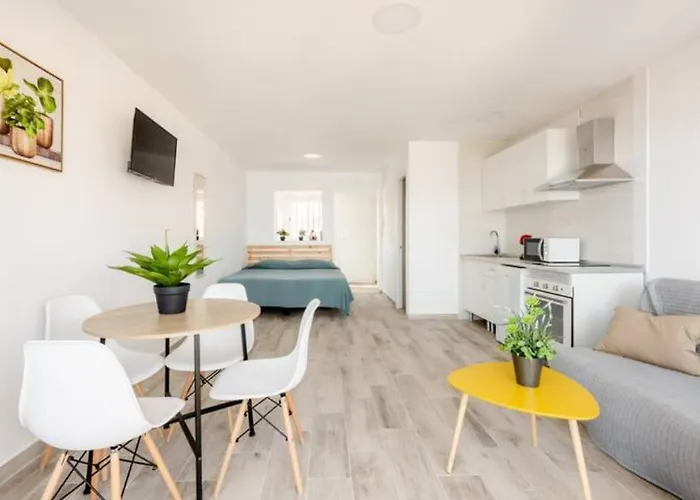 Blue Sky Apartment
